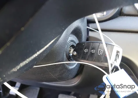 2017 Kia Sportage Lx z USA, uszkodzony, nr VIN KNDPMCAC4H7296026